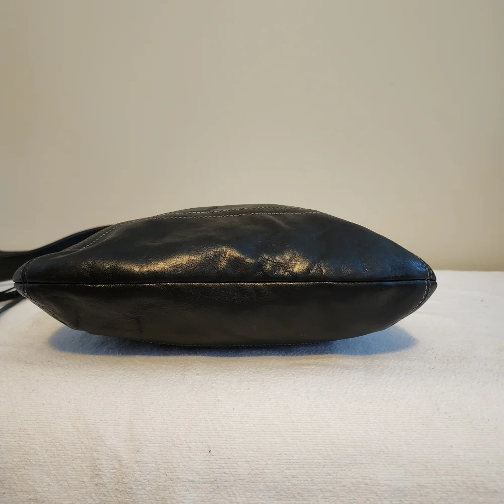 All leather coach crossbody - Picture 8 of 10